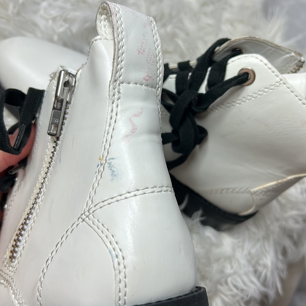 Abound 100% Vegan White Leather Zippered Moto Boots - Picture 8 of 8